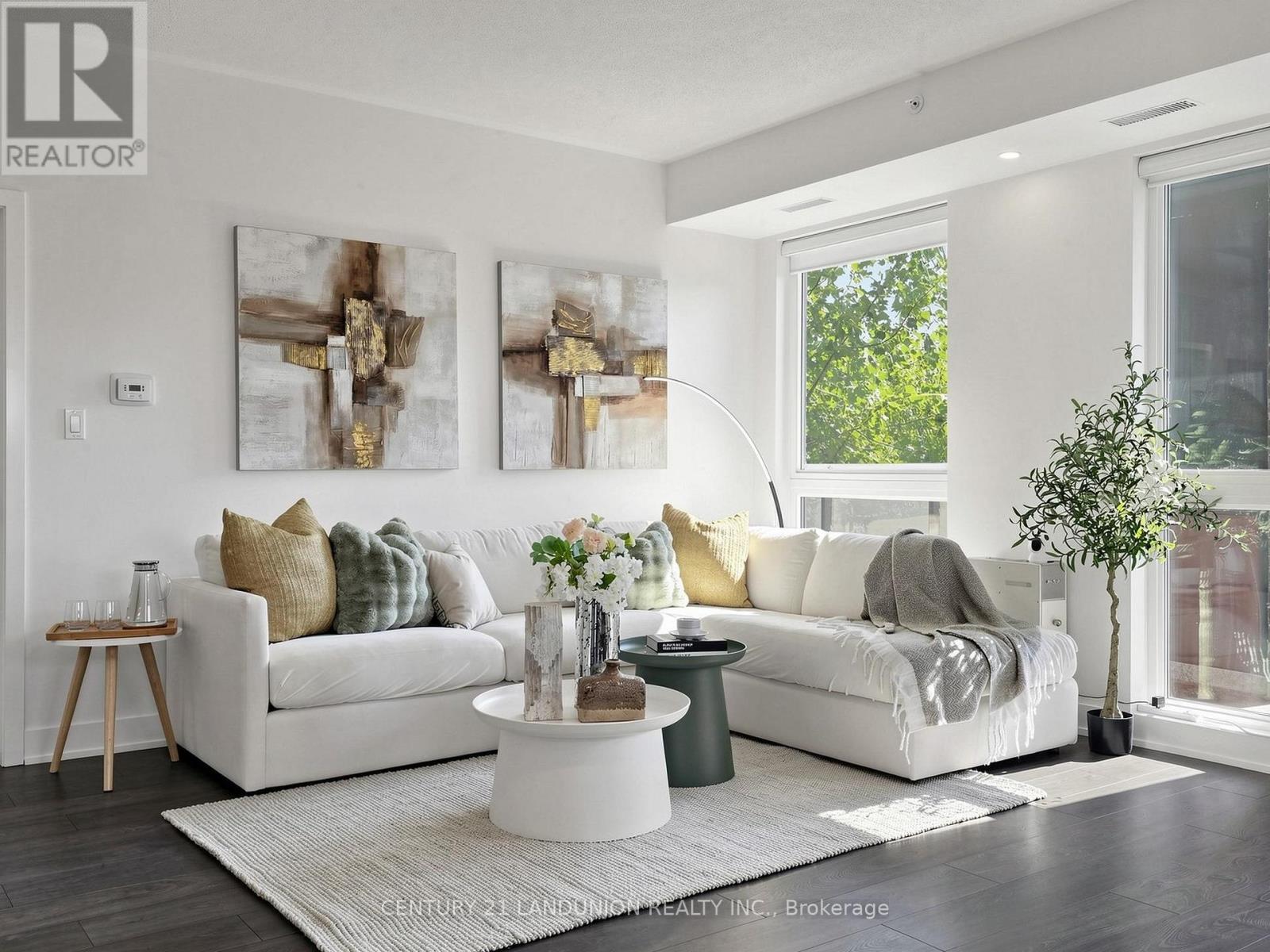 211 - 1 CLIMO LANE, Markham, Ontario