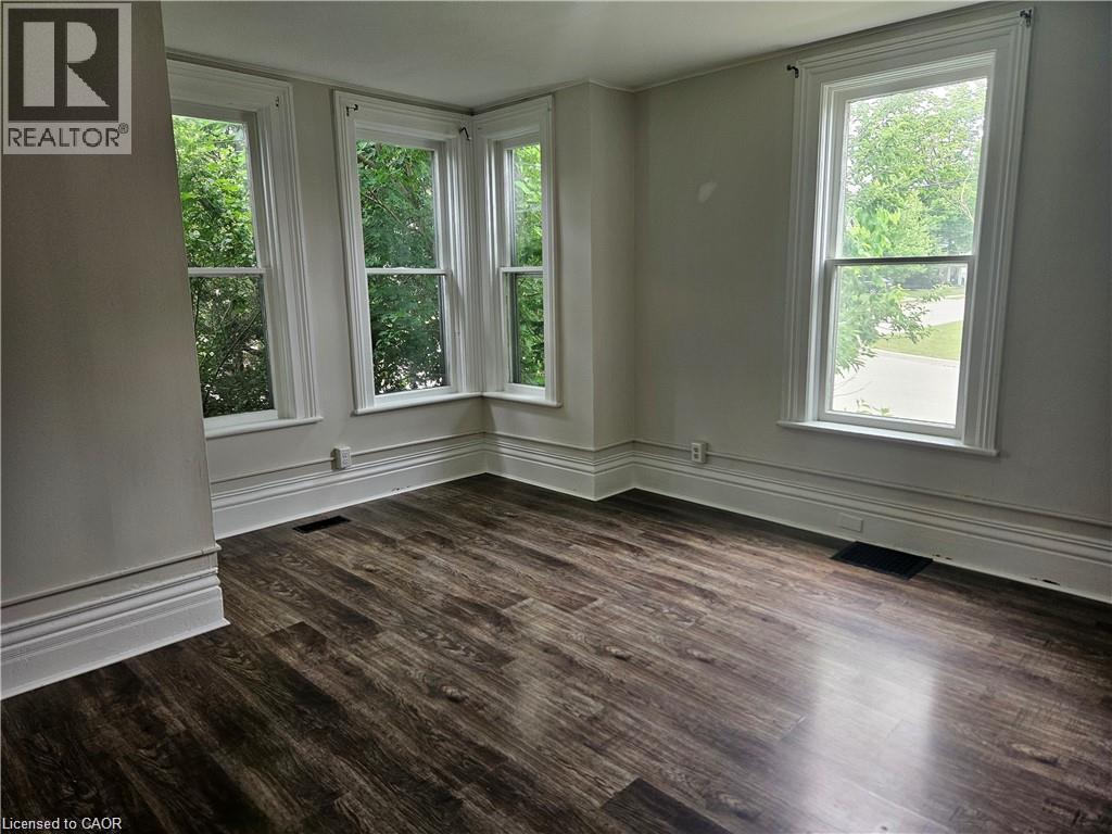 15 CEDAR Street, Aylmer, Ontario