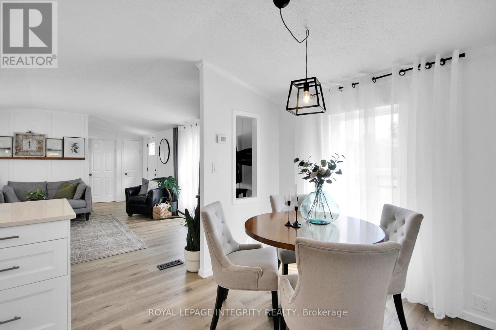 6727 Chris Tierney Private, Ottawa, Ontario  K4P 1H4 - Photo 15 - X13642156
