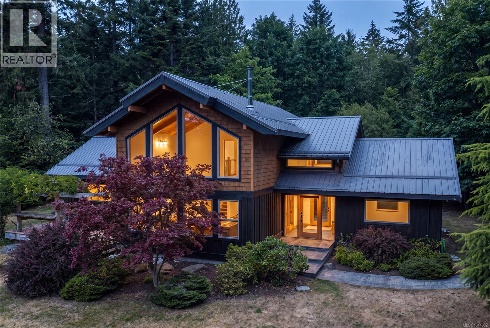 1918 Chelsea Rd, Courtenay, British Columbia
