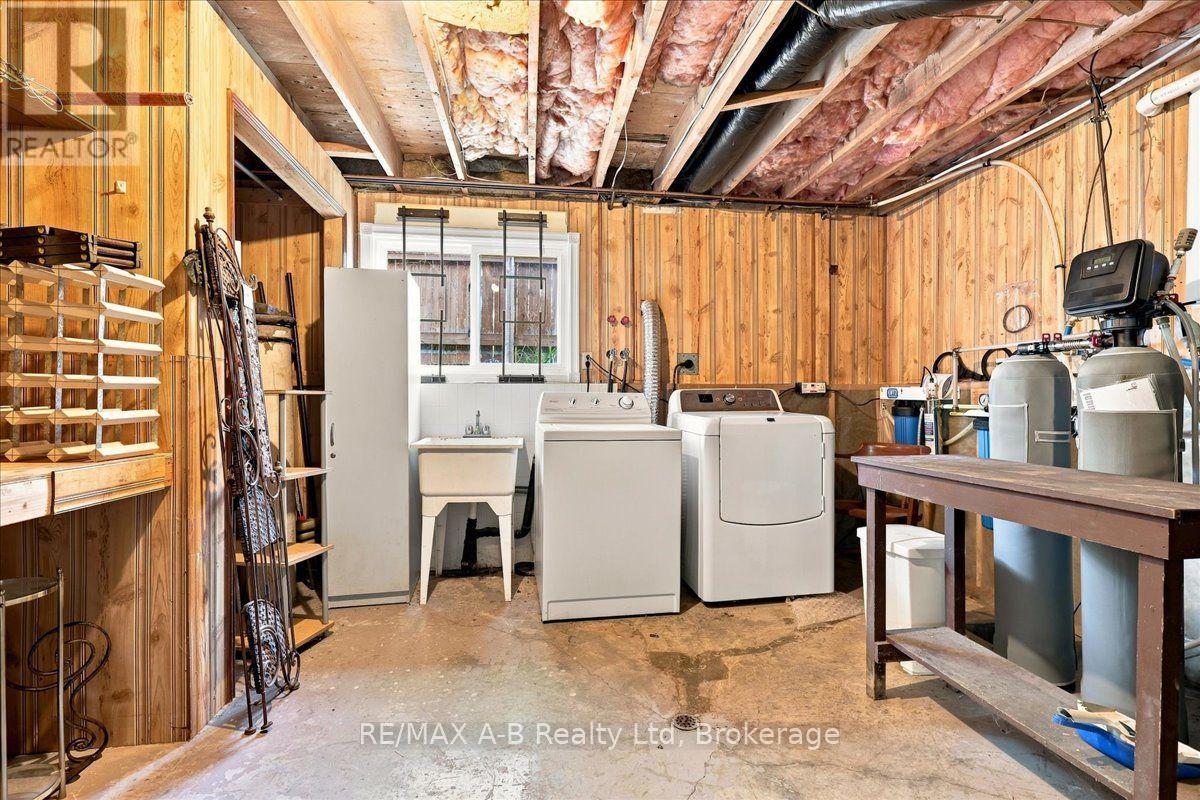 15 Railway Street, Stratford, Ontario  N5A 2H8 - Photo 37 - X13638120