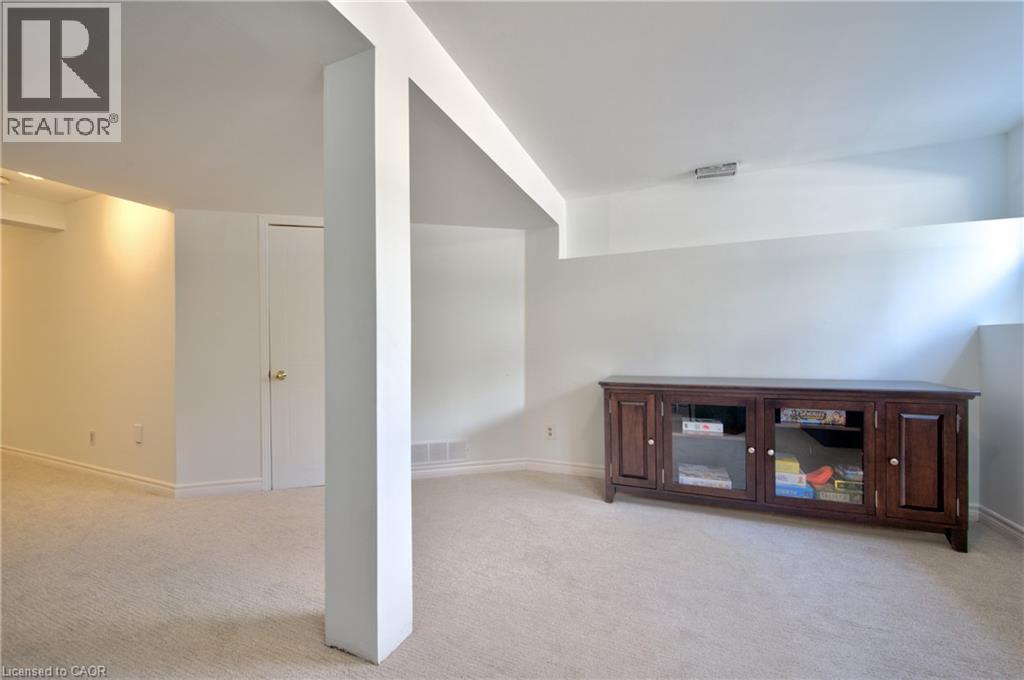 742 Brookmill Place, Waterloo, Ontario  N2V 2P1 - Photo 28 - 40853704
