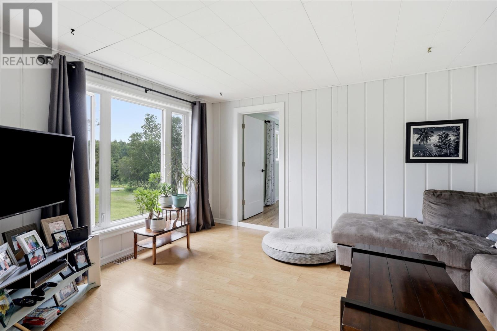 608 Robb Rd, Blind River, Ontario  P0R 1B0 - Photo 4 - SM261672