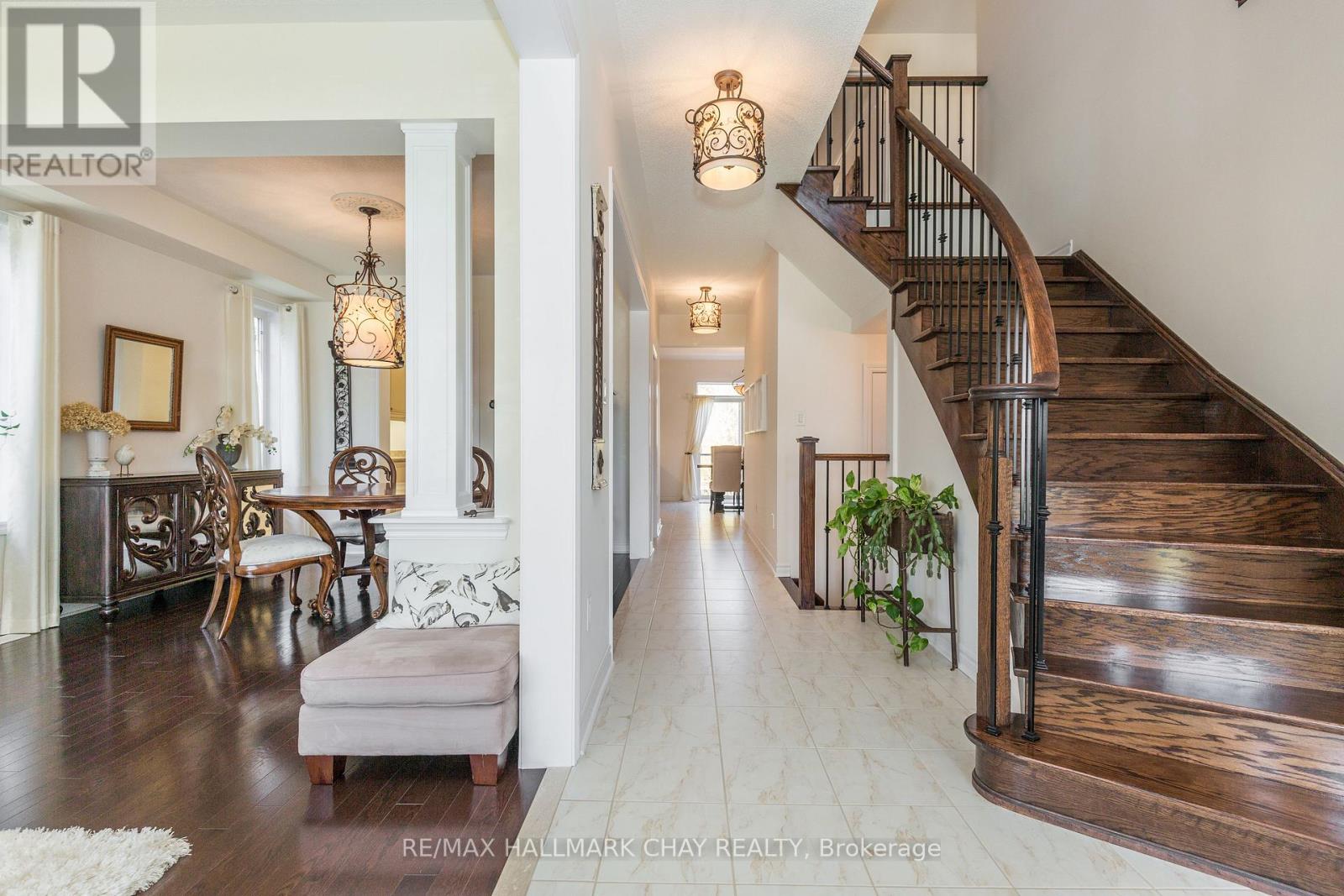 118 Mount Crescent, Essa, Ontario  L3W 0N2 - Photo 6 - N13073402