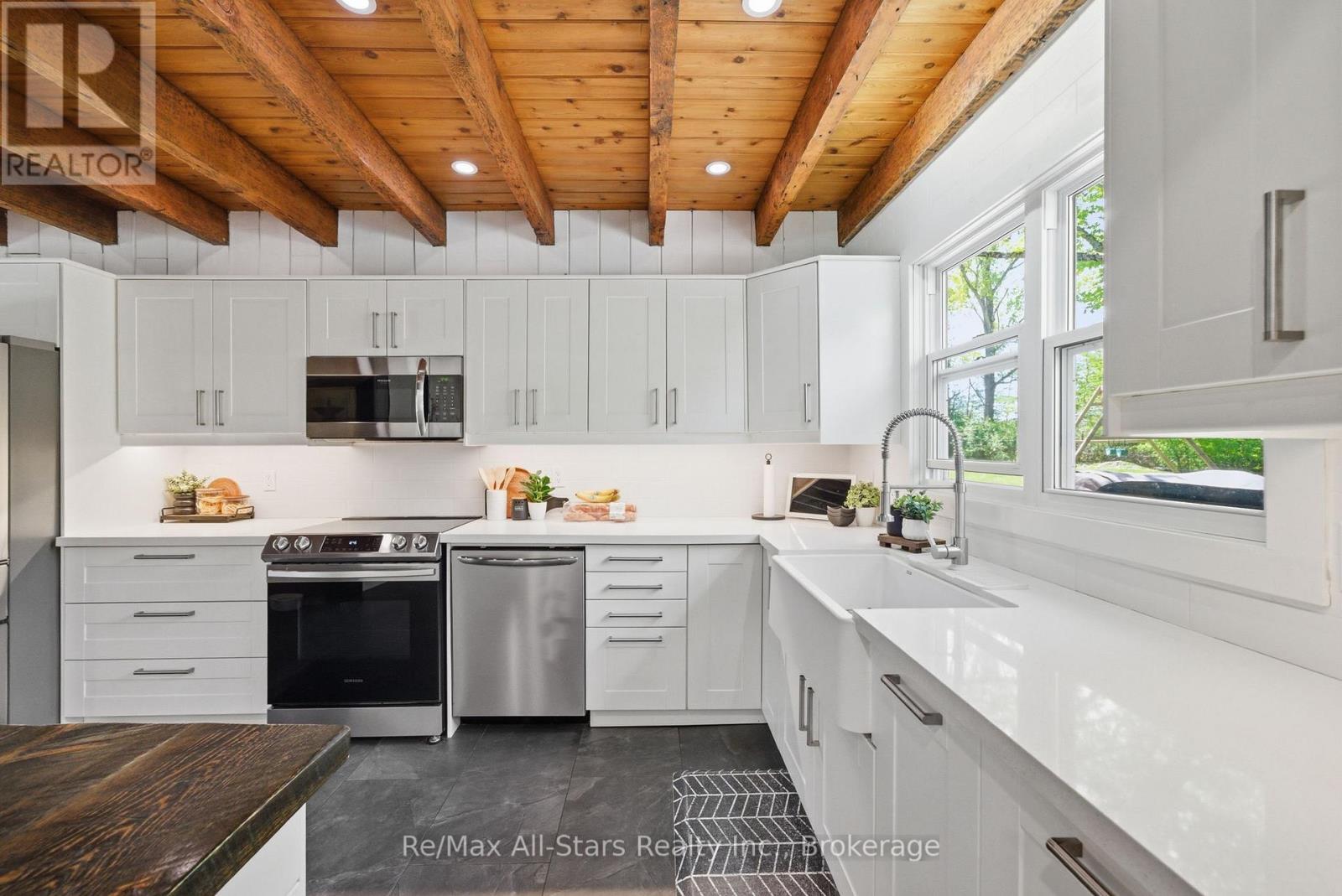 24 The Pines Lane, Brock, Ontario  L0C 1H0 - Photo 18 - N13643664