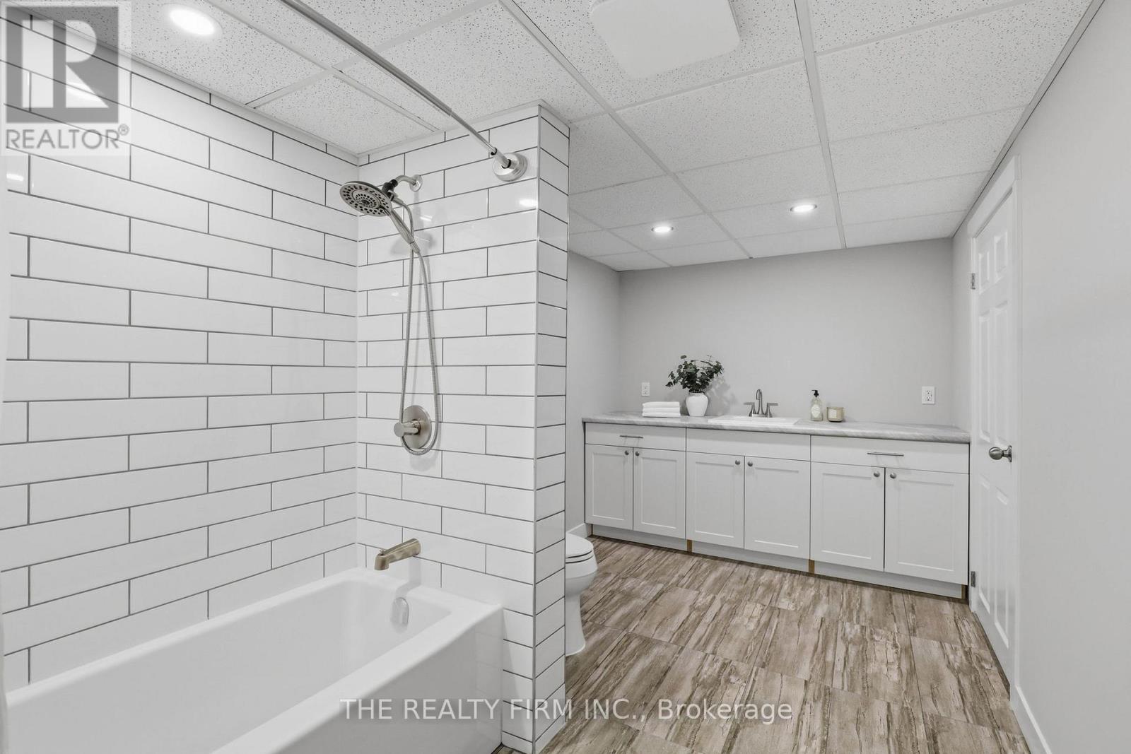 234 West Street, Central Elgin, Ontario  N0L 1B0 - Photo 30 - X13643552