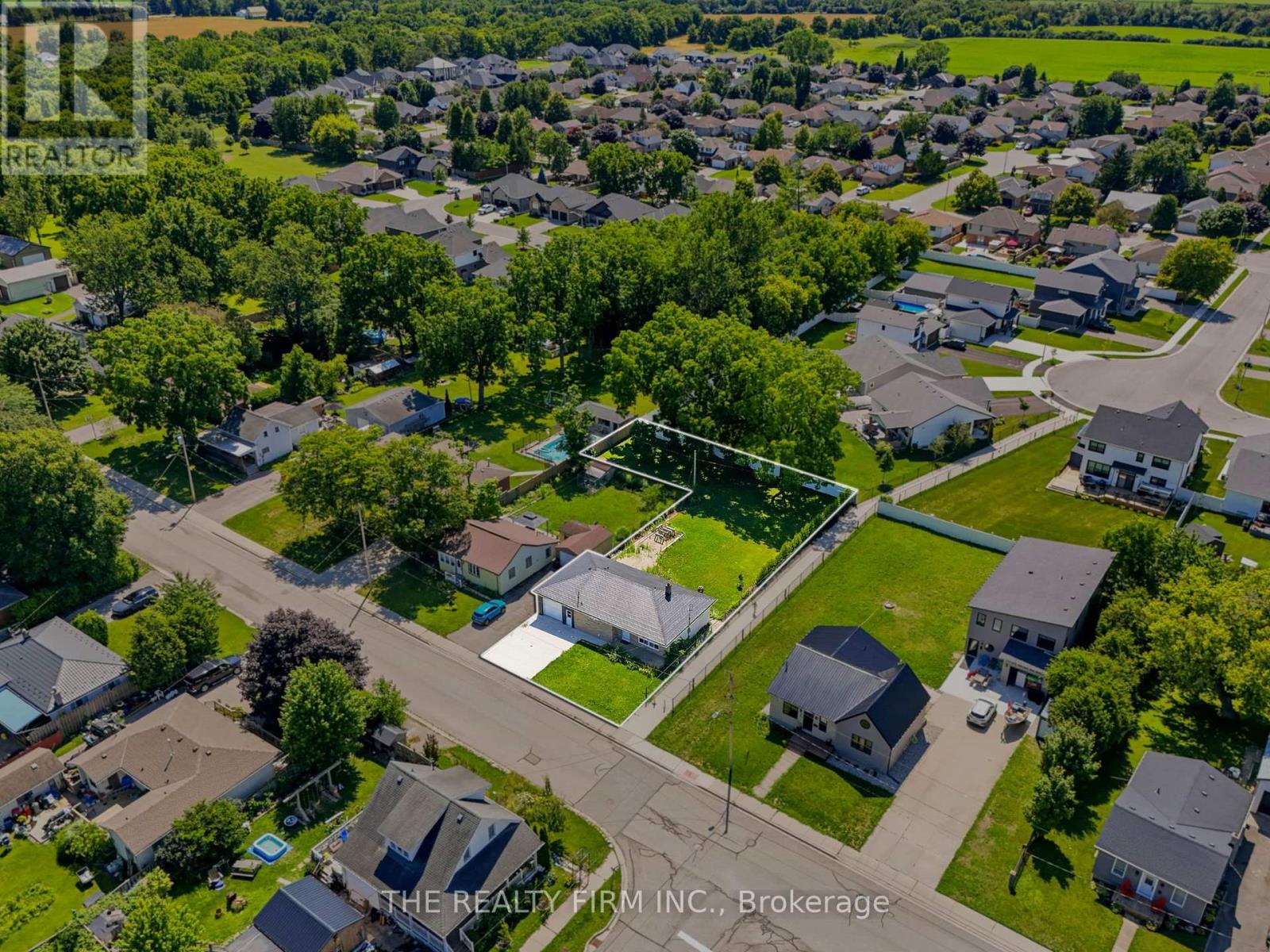 234 West Street, Central Elgin, Ontario  N0L 1B0 - Photo 36 - X13643552