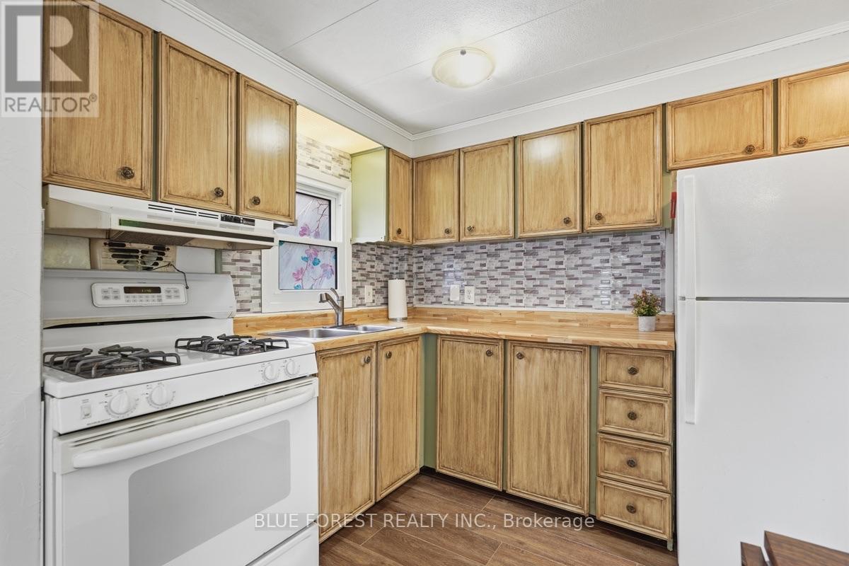 34 - 3100 Dorchester Road, Thames Centre, Ontario  N0L 1G5 - Photo 13 - X13643596