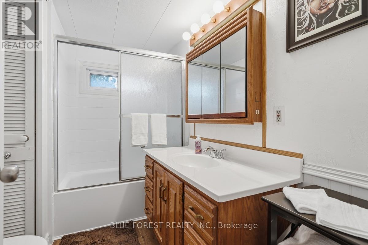 34 - 3100 Dorchester Road, Thames Centre, Ontario  N0L 1G5 - Photo 19 - X13643596