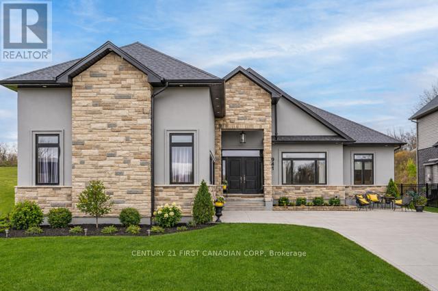 941 Longworth Road, London South, Ontario  N6K 0C9 - Photo 2 - X13643680