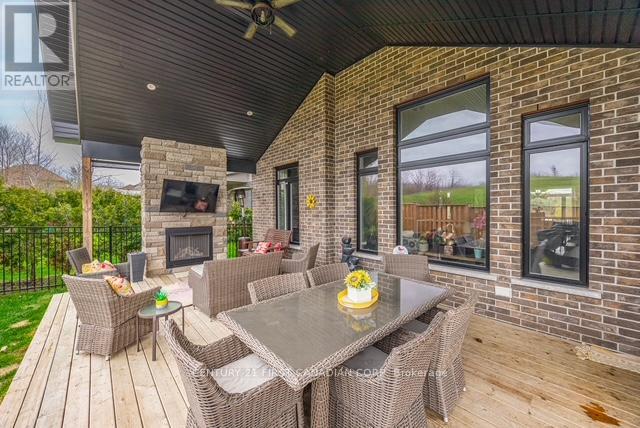941 Longworth Road, London South, Ontario  N6K 0C9 - Photo 34 - X13643680