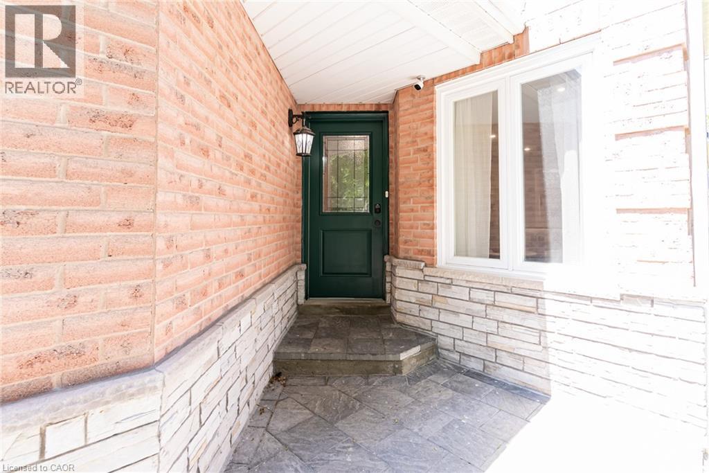 1190 Windgrove Square, Pickering, Ontario  L1X 2S5 - Photo 4 - 40848912