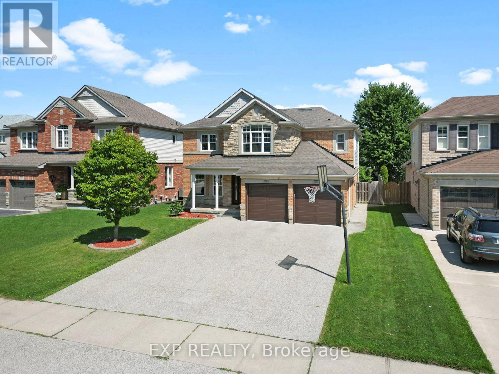 6560 St. Michael Avenue, Niagara Falls, Ontario  L2H 2Z4 - Photo 3 - X13643622
