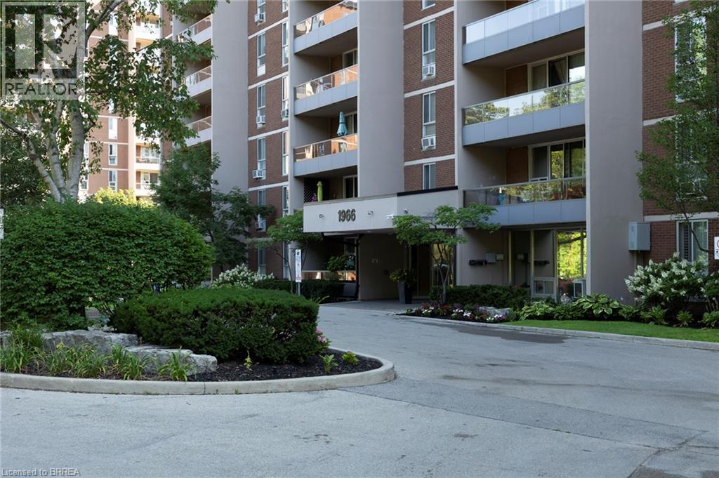 1966 Main Street W Unit# 907, Hamilton, Ontario  L8S 1J6 - Photo 2 - 40850766