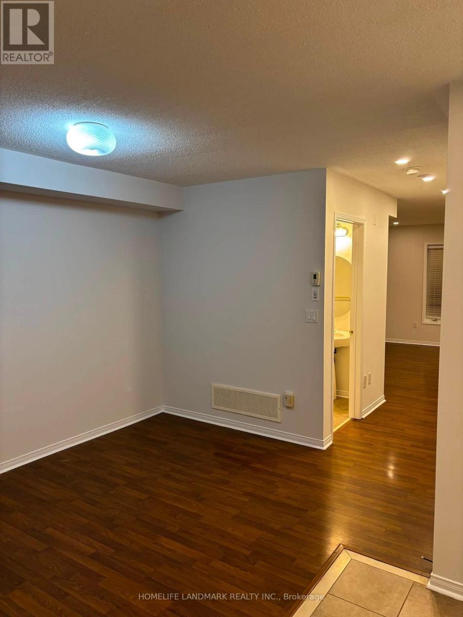47 Seven Oaks Street, Whitby, Ontario  L1R 0C2 - Photo 4 - E13642592