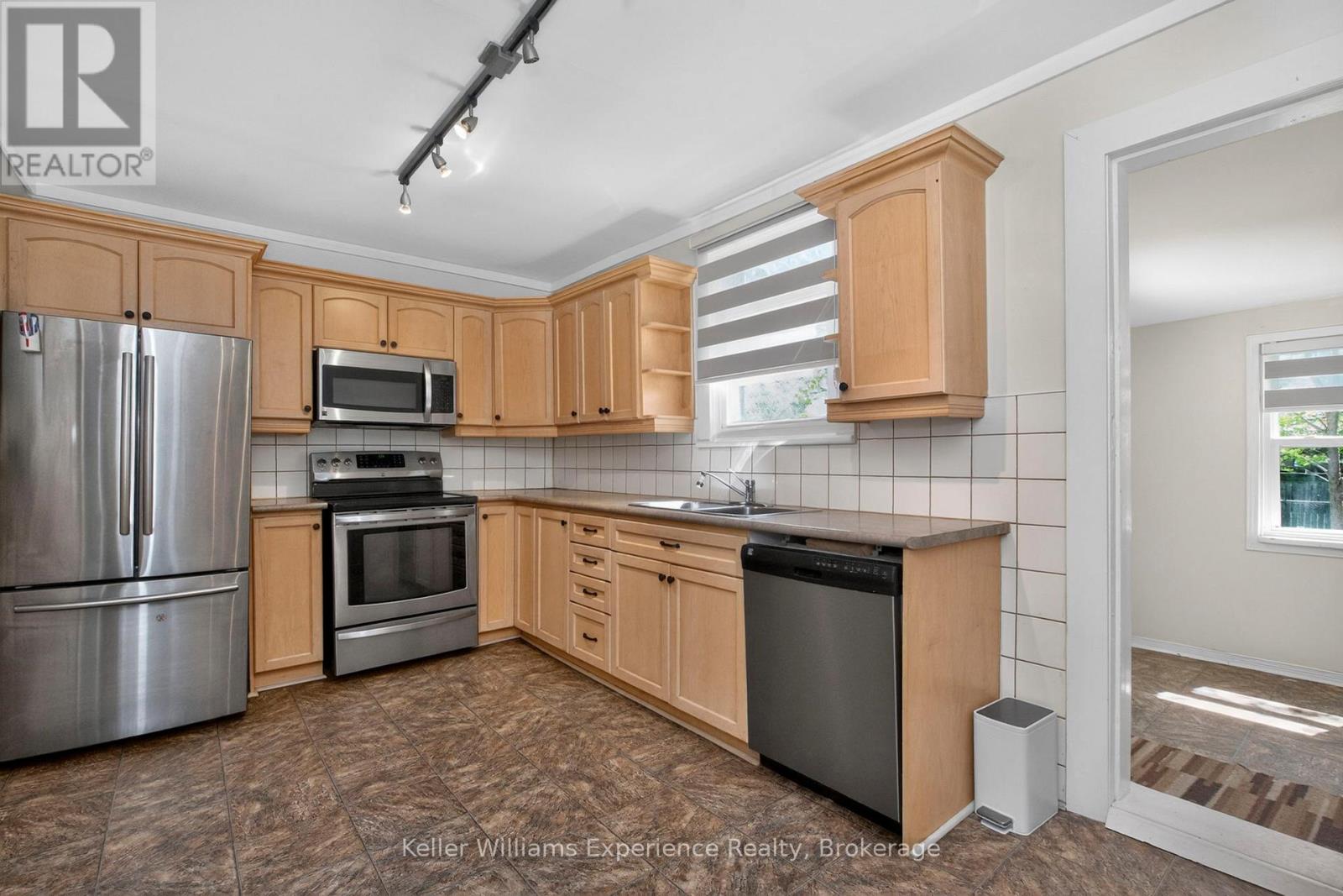 239 Oak Street, Clearview (Stayner), Ontario  L0M 1S0 - Photo 13 - S13643542