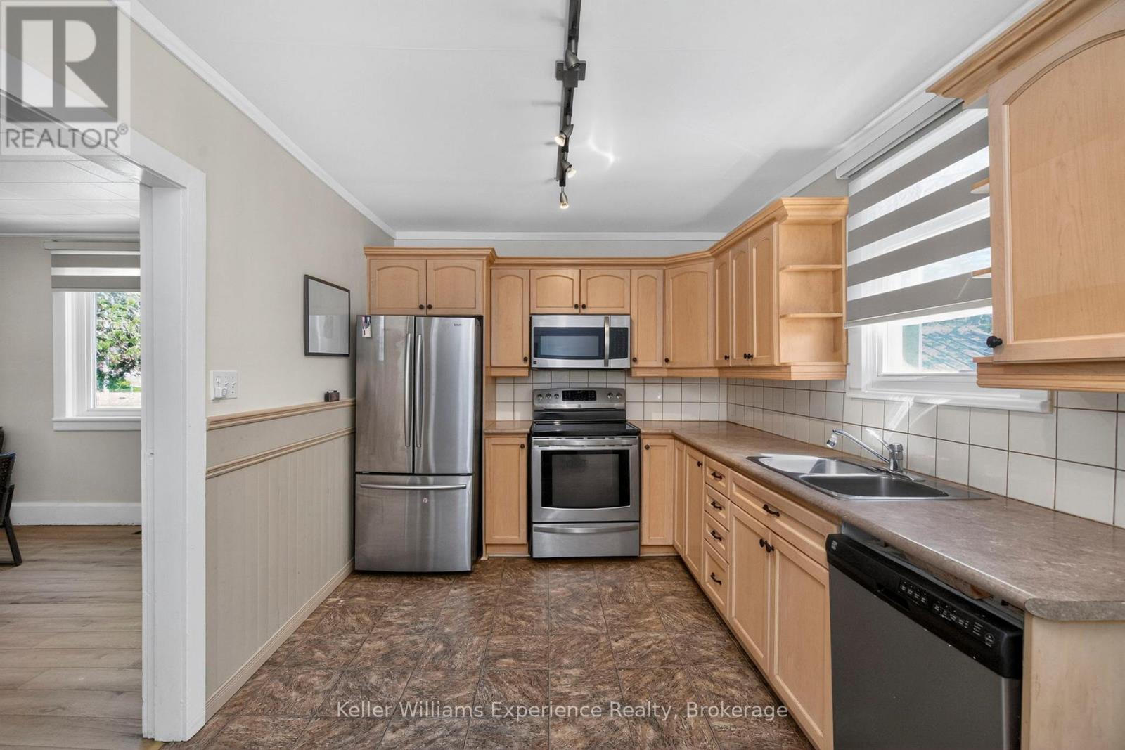 239 Oak Street, Clearview (Stayner), Ontario  L0M 1S0 - Photo 14 - S13643542