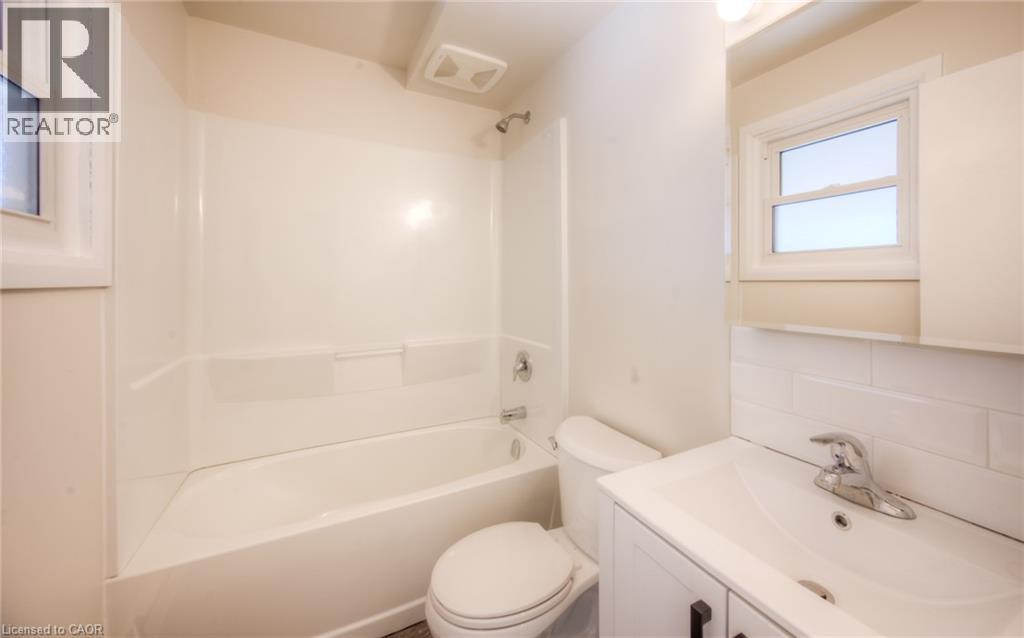 158 Erb Street E Unit# 33, Waterloo, Ontario  N2J 1M4 - Photo 4 - 40853497
