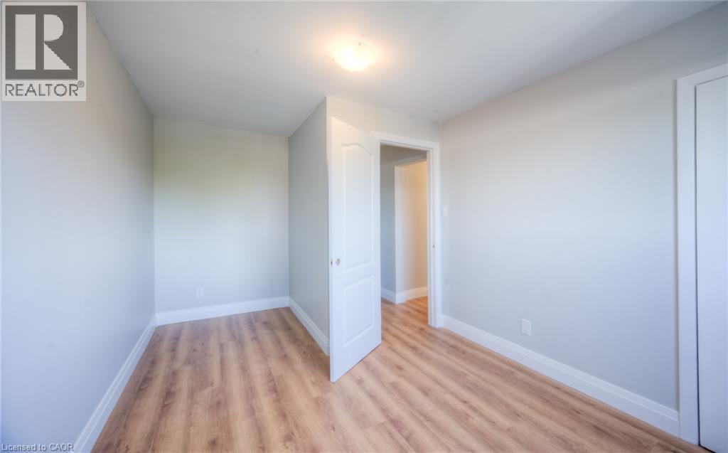 158 Erb Street E Unit# 33, Waterloo, Ontario  N2J 1M4 - Photo 8 - 40853497