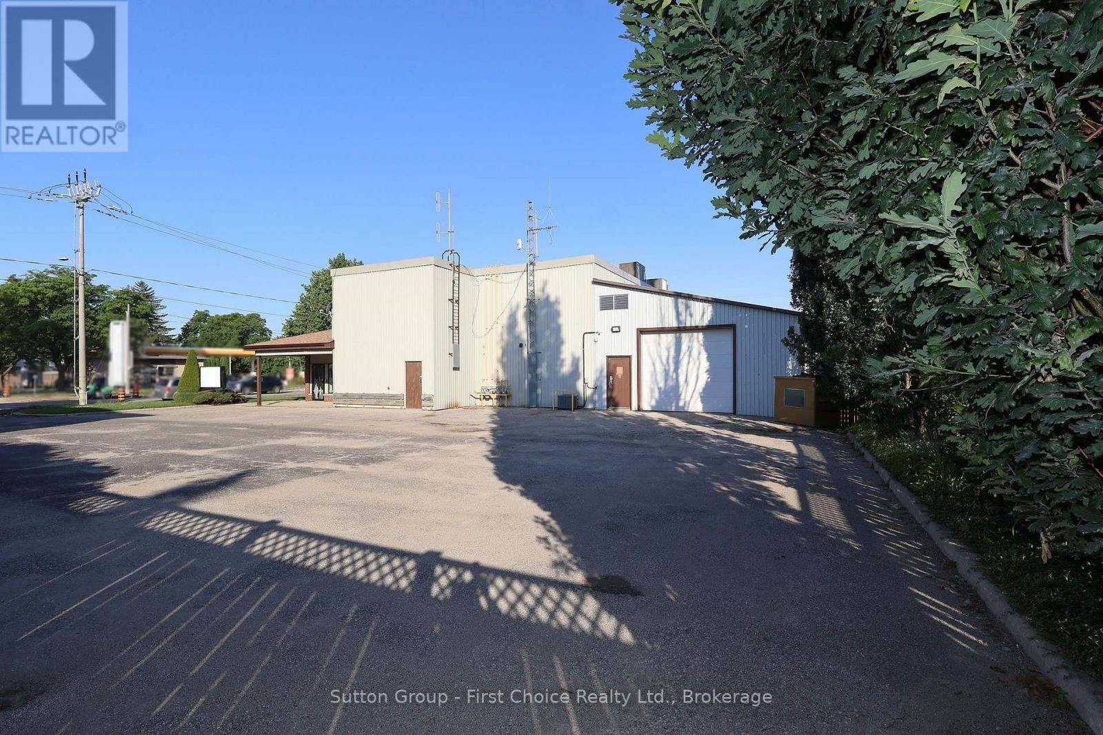 400 Huron Street, Stratford, Ontario  N5A 5T5 - Photo 11 - X13643566