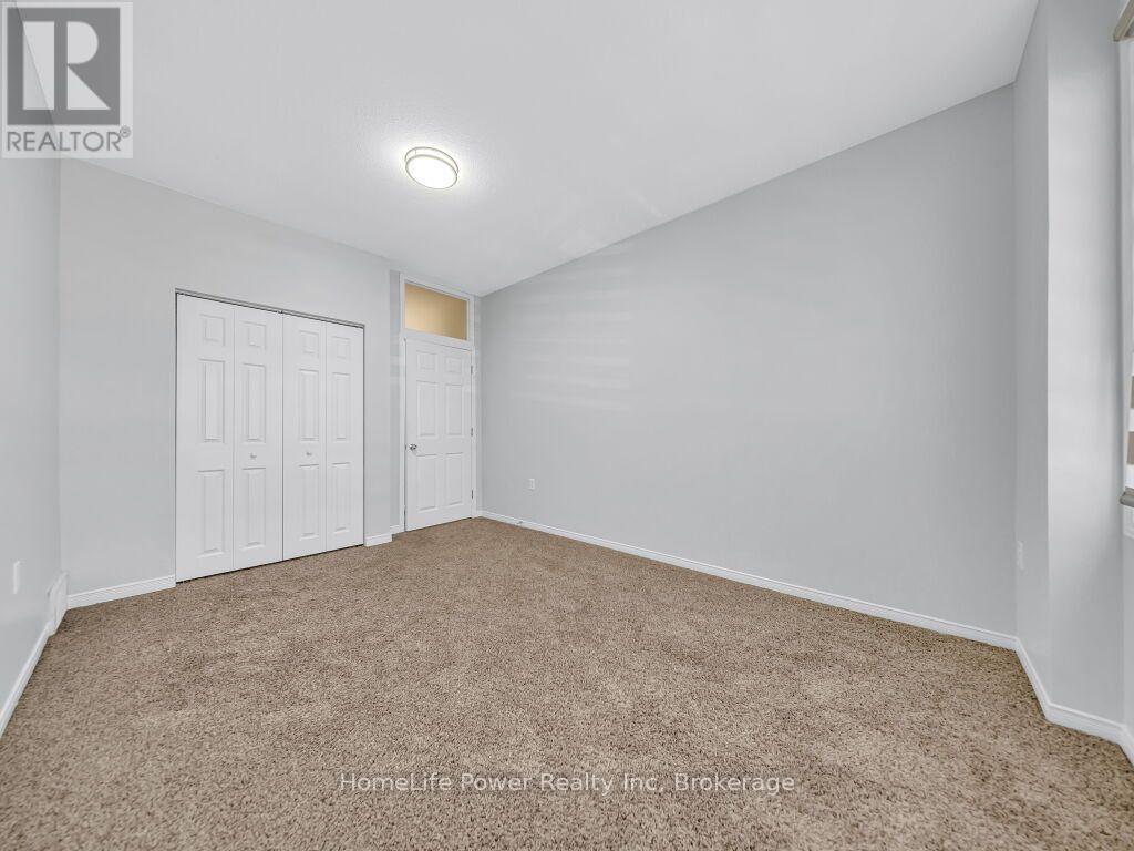 39 Reistview Street, Kitchener, Ontario  N2E 4H3 - Photo 17 - X13643610