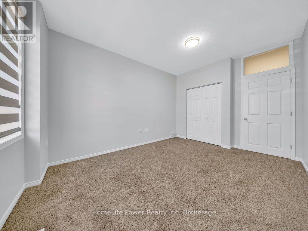39 Reistview Street, Kitchener, Ontario  N2E 4H3 - Photo 18 - X13643610