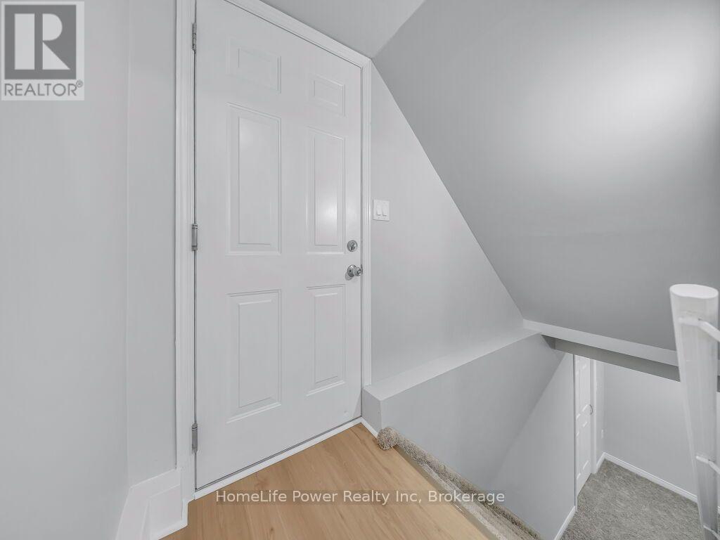 39 Reistview Street, Kitchener, Ontario  N2E 4H3 - Photo 27 - X13643610