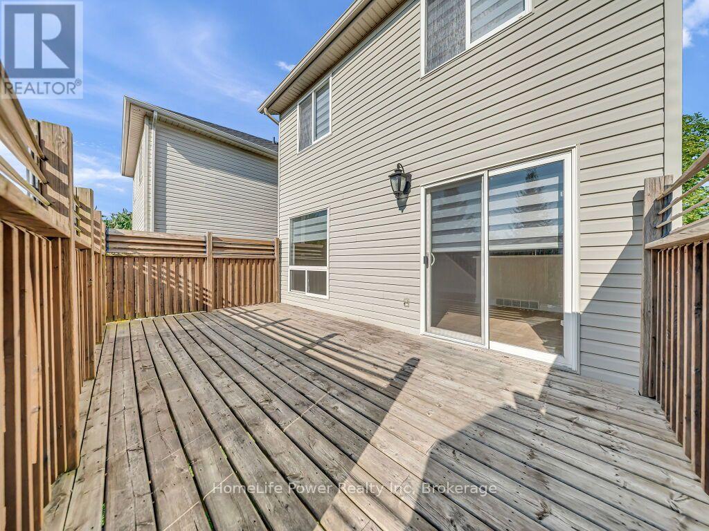 39 Reistview Street, Kitchener, Ontario  N2E 4H3 - Photo 32 - X13643610