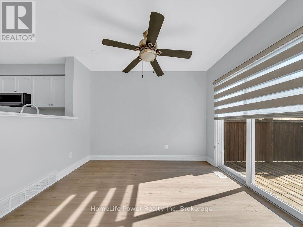 39 Reistview Street, Kitchener, Ontario  N2E 4H3 - Photo 8 - X13643610