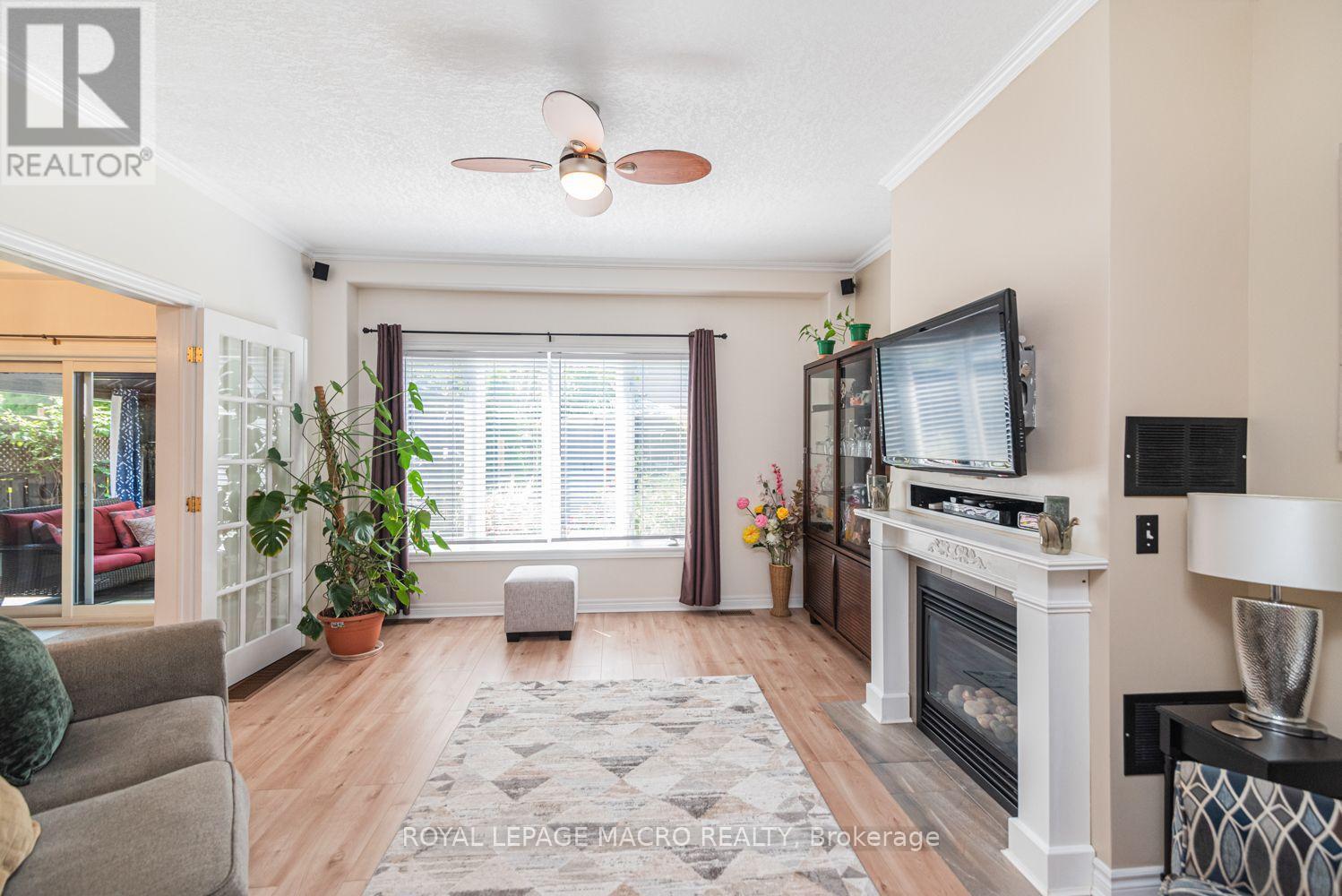 102 Willow Lane, Grimsby, Ontario  L3M 5P7 - Photo 9 - X13616466