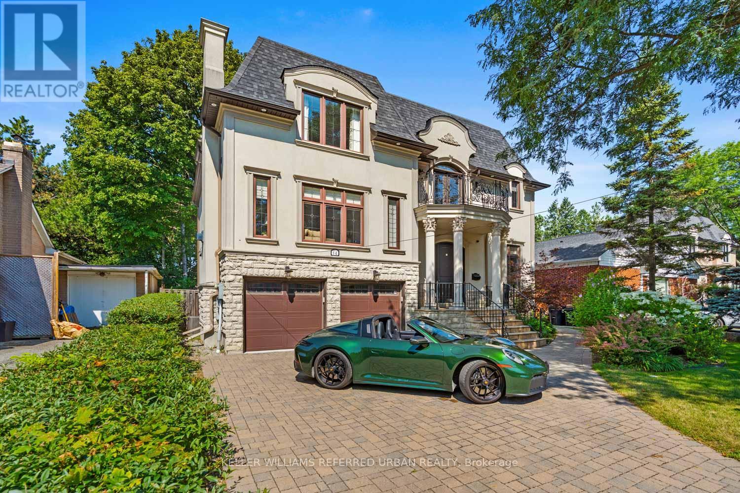 <div class="slider-price">$3,788,000</div><p>14 Tremont Crescent, Toronto, Ontario</p>