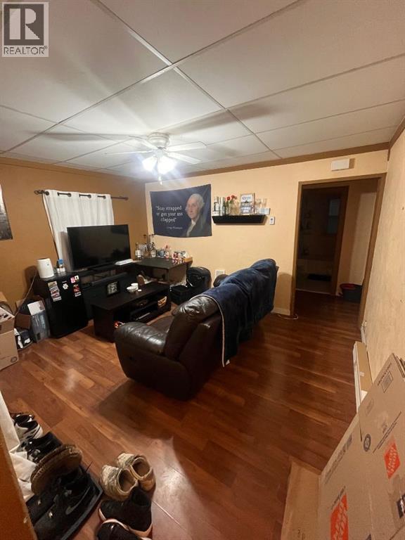 1815 2 Avenue N, Lethbridge, Alberta  t1h 0b5 - Photo 2 - A2334867