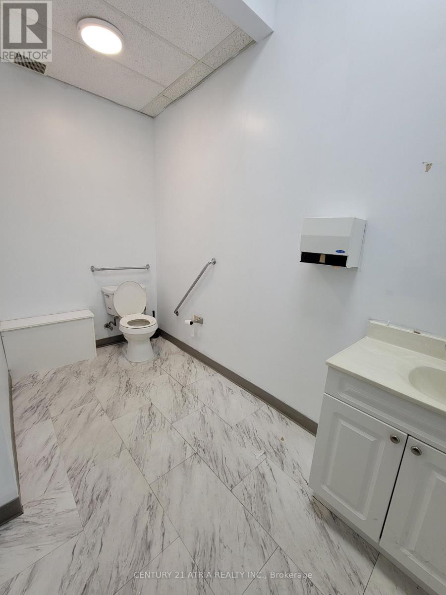5 - 1100 Simcoe Street N, Oshawa, Ontario  L1G 4W6 - Photo 11 - E13643544