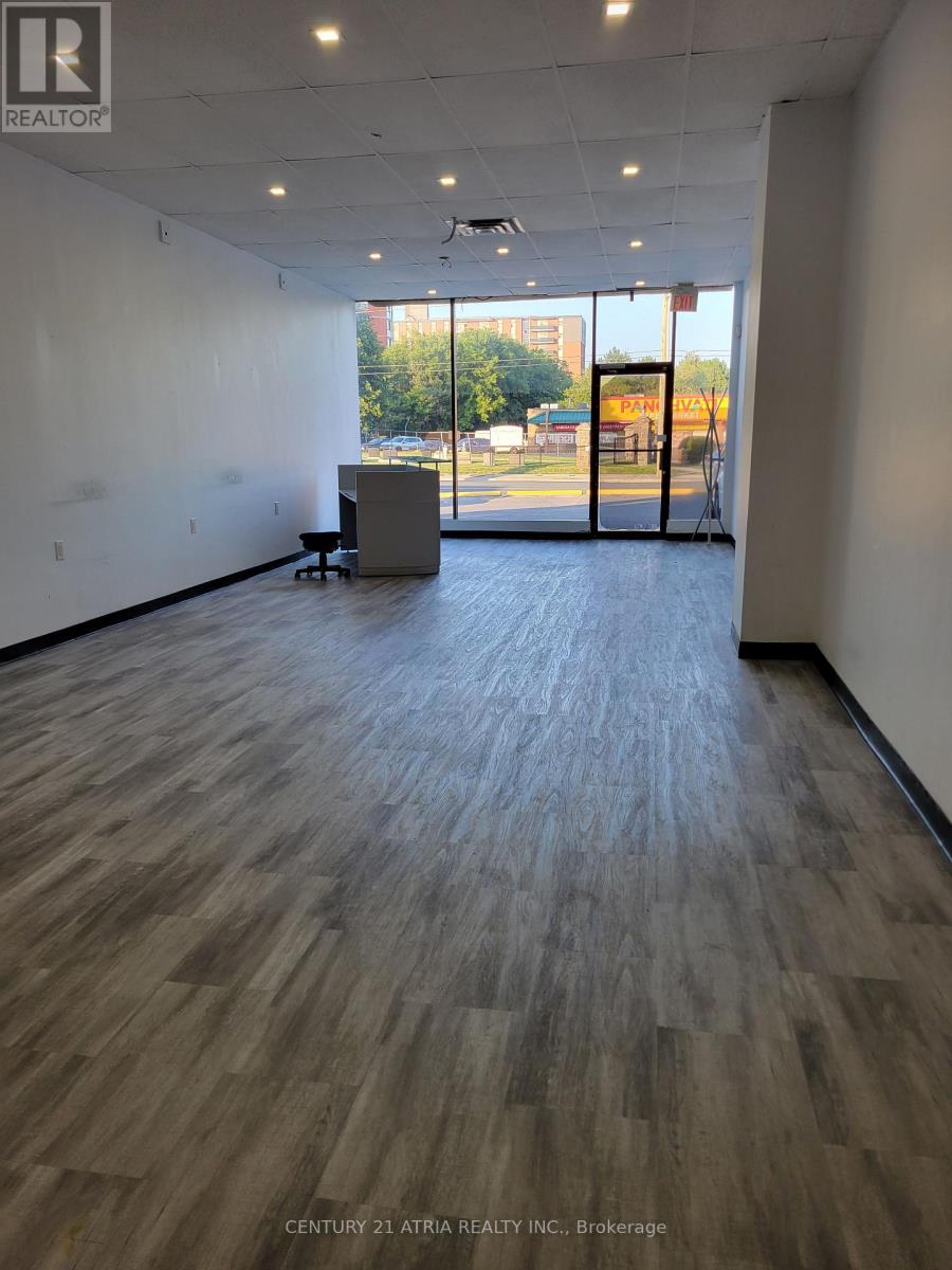 5 - 1100 Simcoe Street N, Oshawa, Ontario  L1G 4W6 - Photo 6 - E13643544