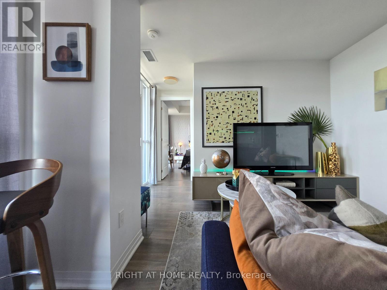 715 - 2301 Danforth Avenue, Toronto, Ontario  M4C 0A7 - Photo 7 - E13643662