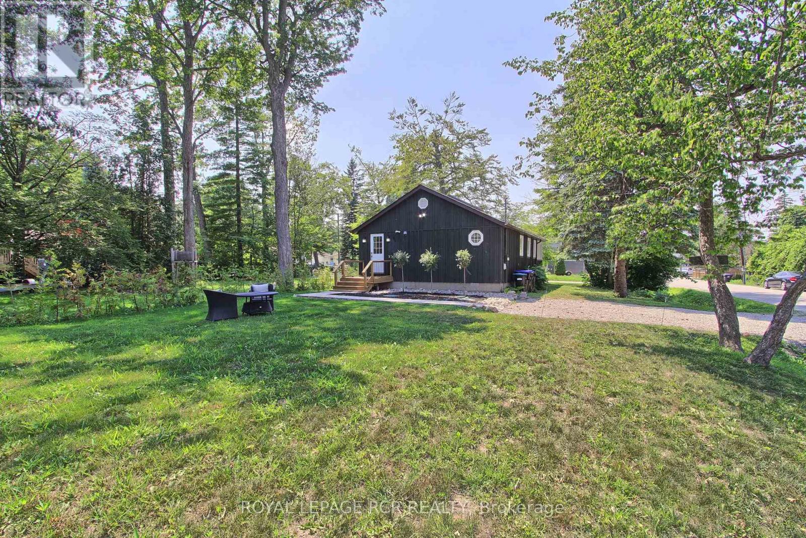 3967 ALGONQUIN AVENUE, Innisfil, Ontario