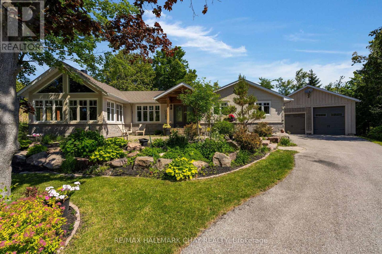 20 Dorothys Drive, Oro-Medonte, Ontario  L0L 1T0 - Photo 2 - S13492106