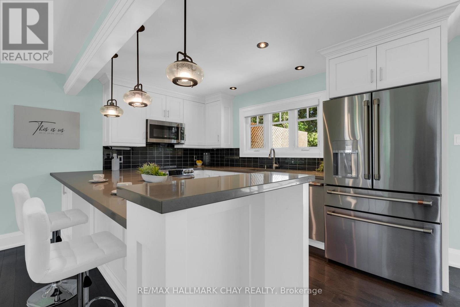 20 Dorothys Drive, Oro-Medonte, Ontario  L0L 1T0 - Photo 8 - S13492106