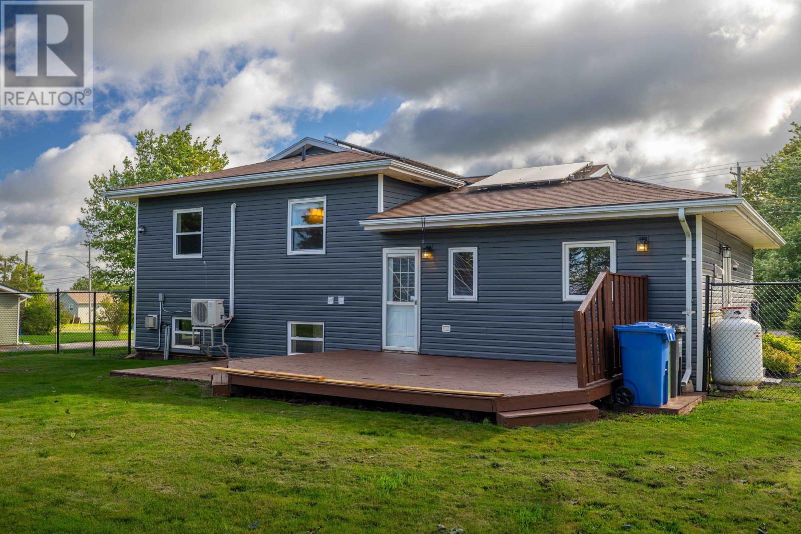 69 Mount Herbert Road, Stratford, Prince Edward Island  C1B 2S3 - Photo 4 - 202619735