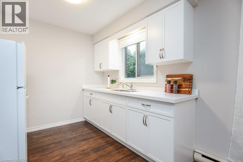 185 Cedarvale Crescent Unit# A, Waterloo, Ontario  N2L 4T3 - Photo 15 - 40850502