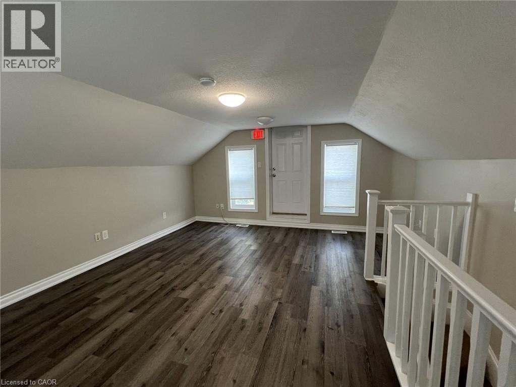 107 Victoria Street S, Kitchener, Ontario N2G 2B4 - Photo 8 - 40853544