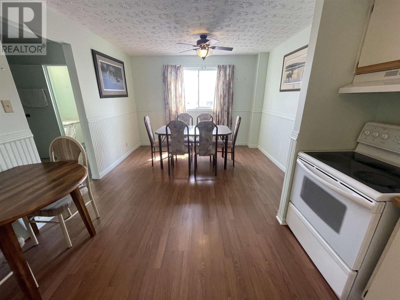 68 Farquhar Pl, Elliot Lake, Ontario  P5A 2B3 - Photo 5 - SM262066