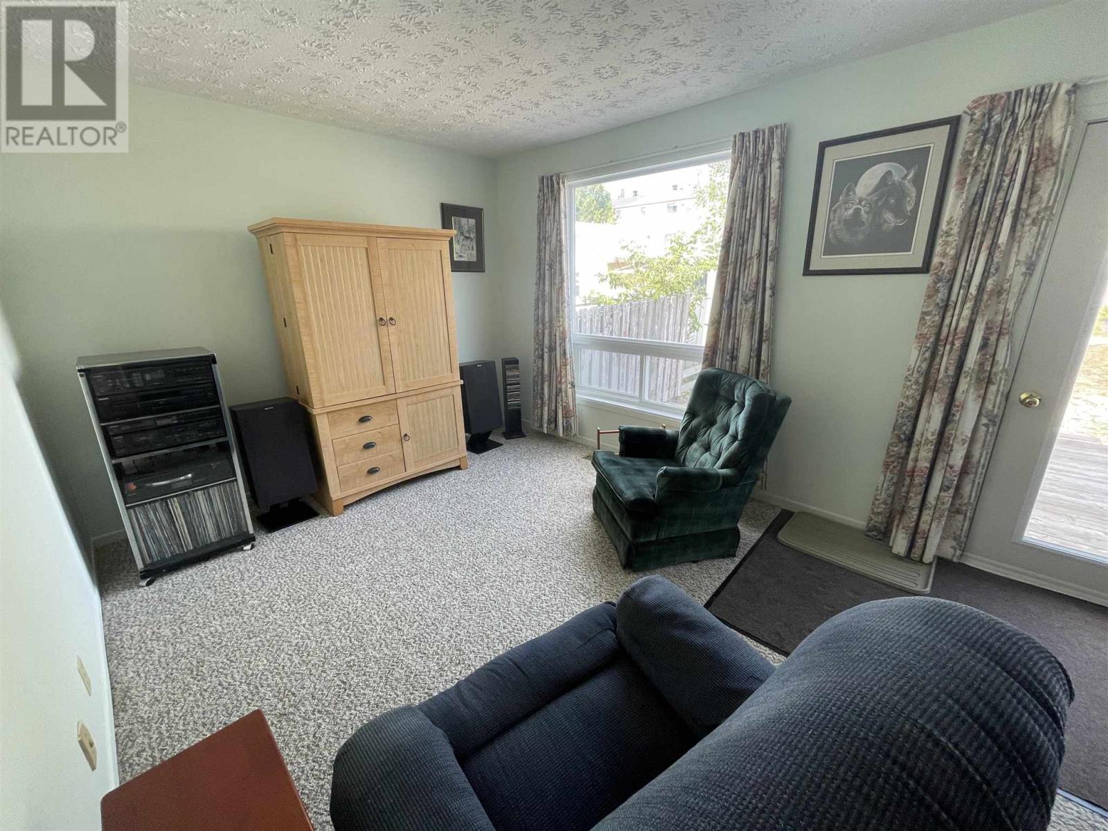68 Farquhar Pl, Elliot Lake, Ontario  P5A 2B3 - Photo 8 - SM262066