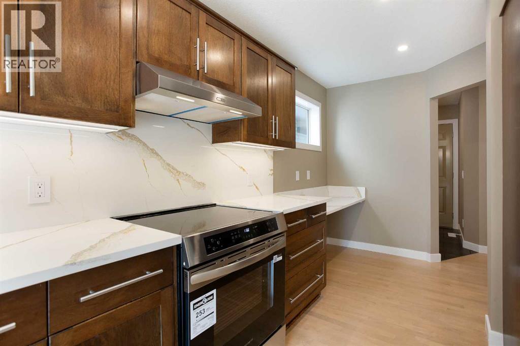 714 Auburn Bay Heights SE, Calgary, Alberta  T3M 1K9 - Photo 9 - A2325015