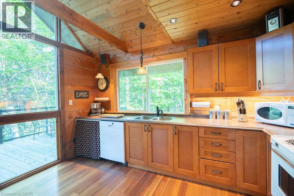 1123 Blue Lake Road, Lake Of Bays, Ontario  P1H 2J6 - Photo 11 - 40853513