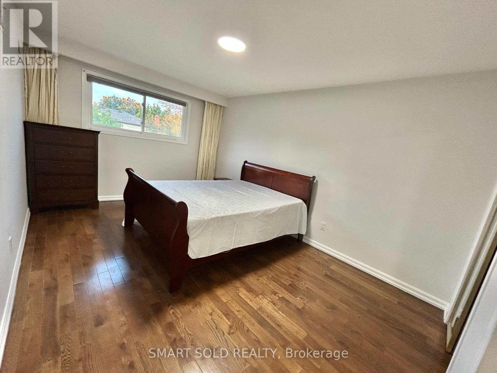 Main + Upper - 31 Silas Hill Drive, Toronto, Ontario  M2J 2X8 - Photo 8 - C13630628
