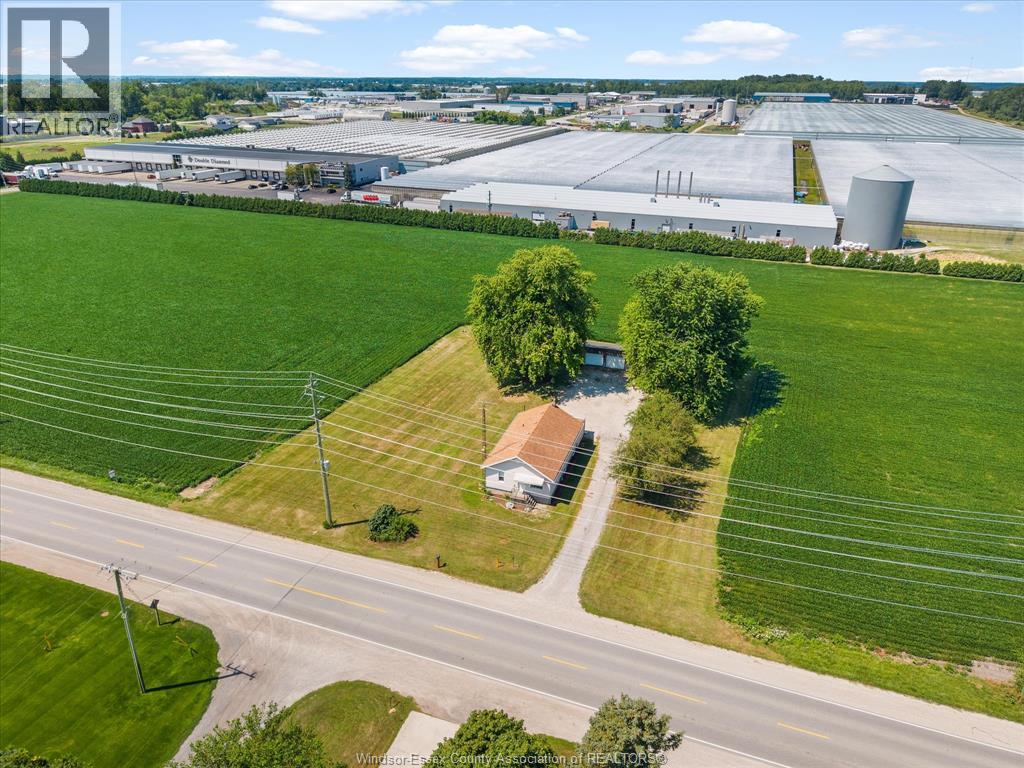 MLS# 26018960: 2301 Albuna Townline, Kingsville, Canada
