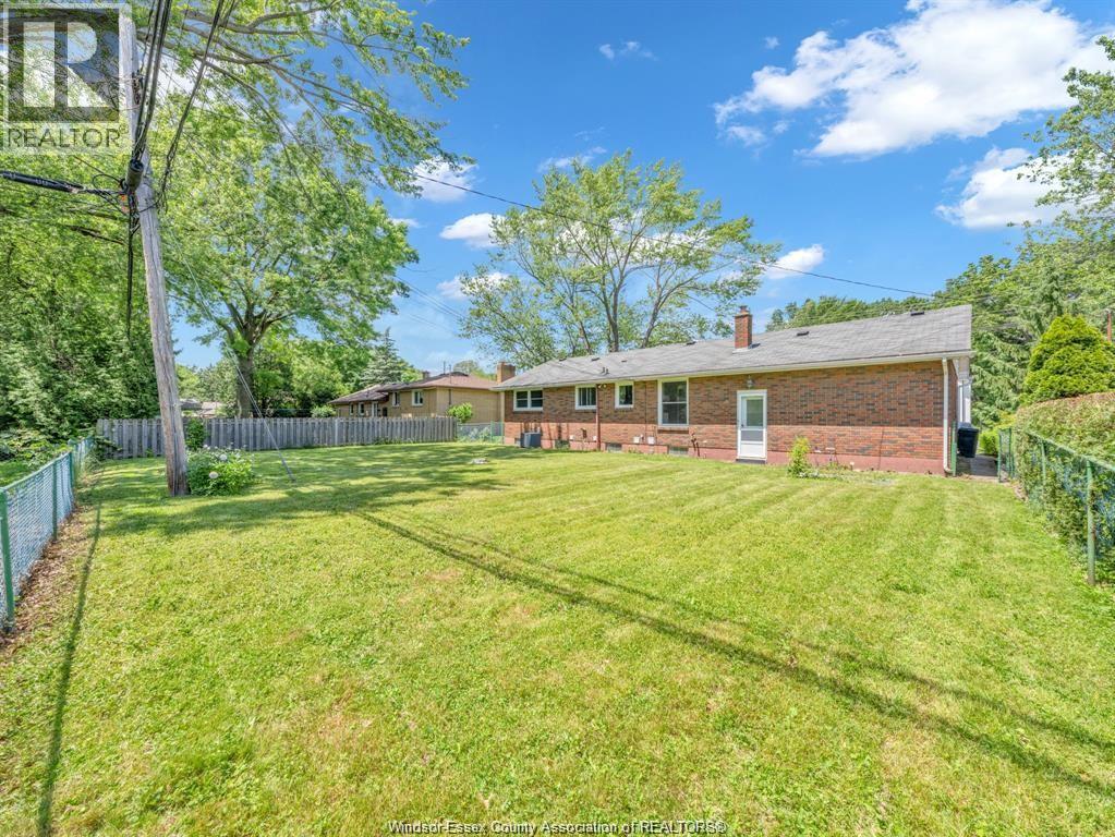 2445 Todd Lane, Lasalle, Ontario N9H 1K4 - Photo 14 - 26018797