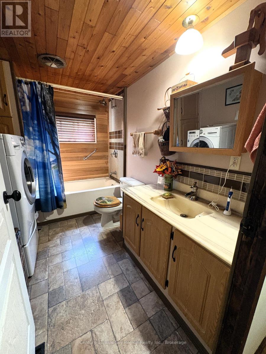 42 - 5887 Highway 11 N, North Bay (College Heights), Ontario  P1B 8G3 - Photo 13 - X13643752