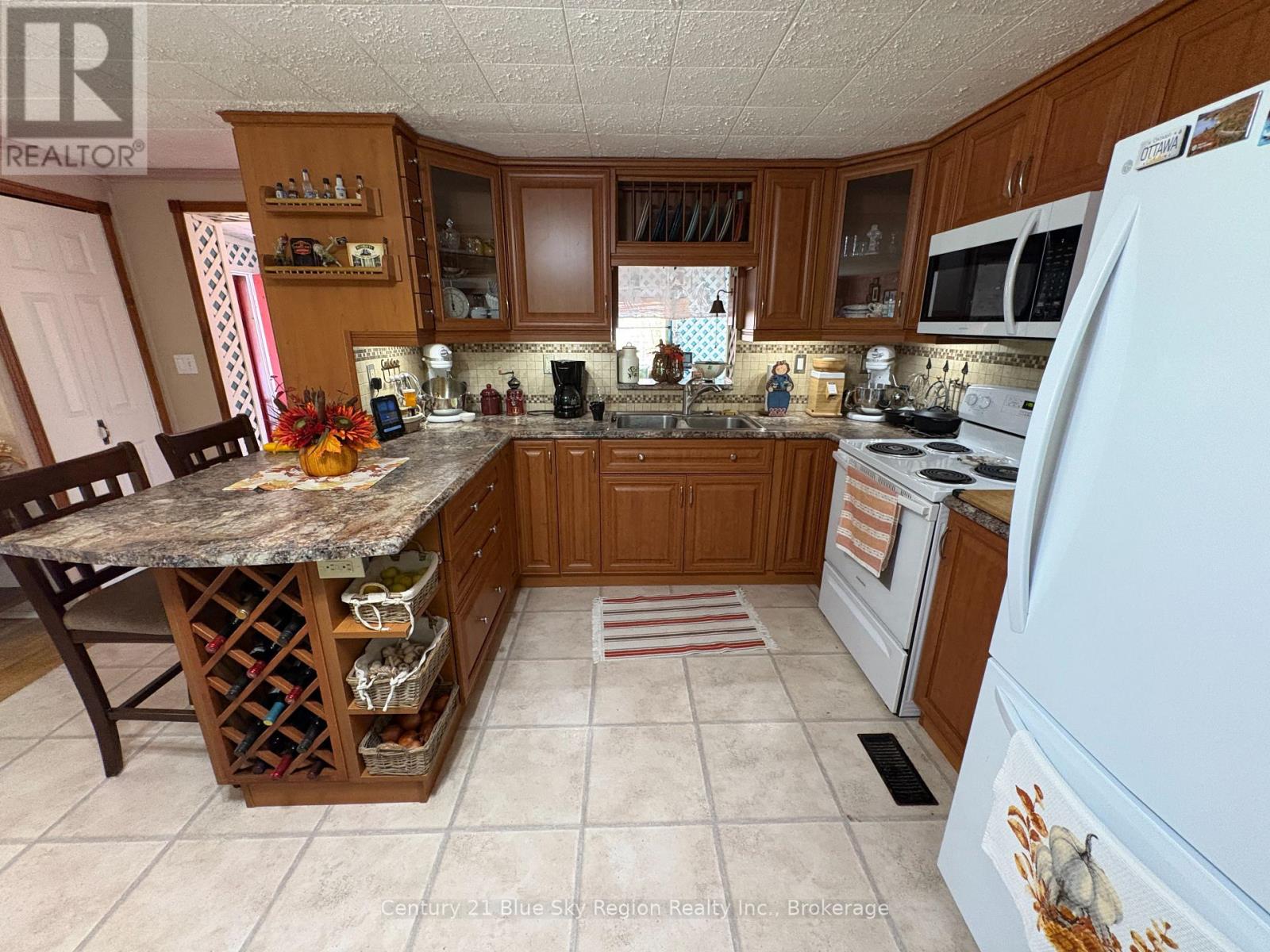 42 - 5887 Highway 11 N, North Bay (College Heights), Ontario  P1B 8G3 - Photo 9 - X13643752